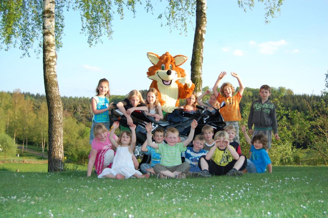 Hotel Ardennen Camping Bertrix Zewnętrze zdjęcie