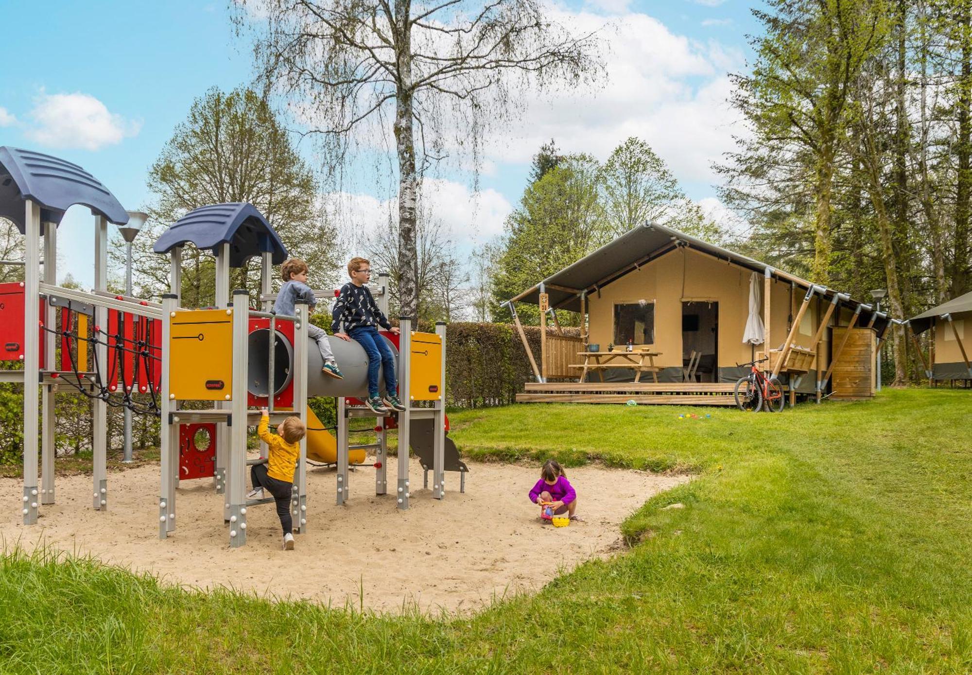 Hotel Ardennen Camping Bertrix Zewnętrze zdjęcie